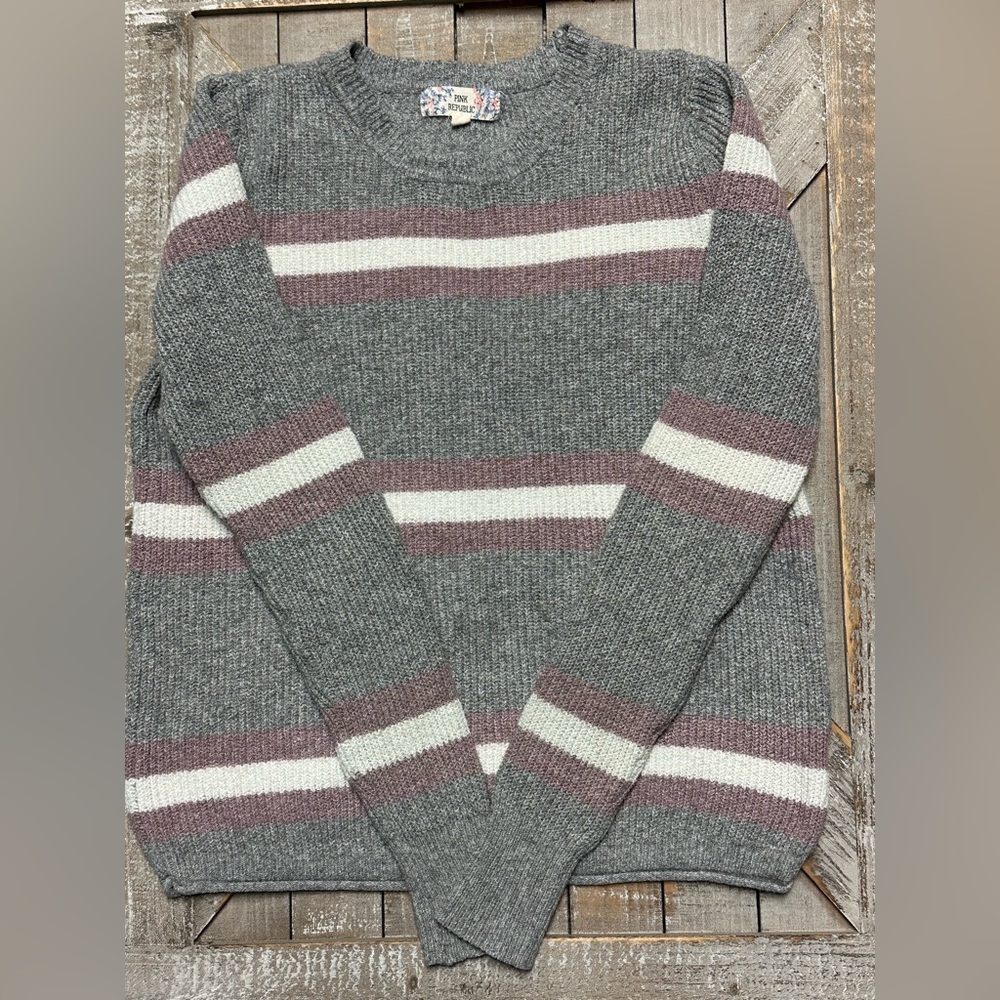 Womens Sweater Size Small